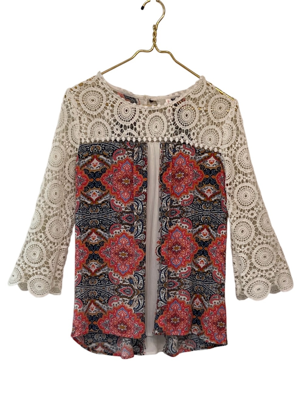 Xhilaration Paisley Print Crochet Lace Sleeve Blouse Keyhole Back Size S - Picture 1 of 8